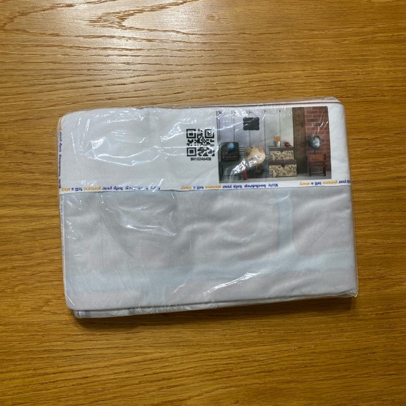 Kate Backdrop - Picture 2 of 5